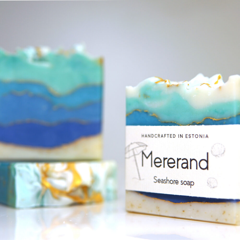 Mereranda kujutav naturaalne käsitööseep.