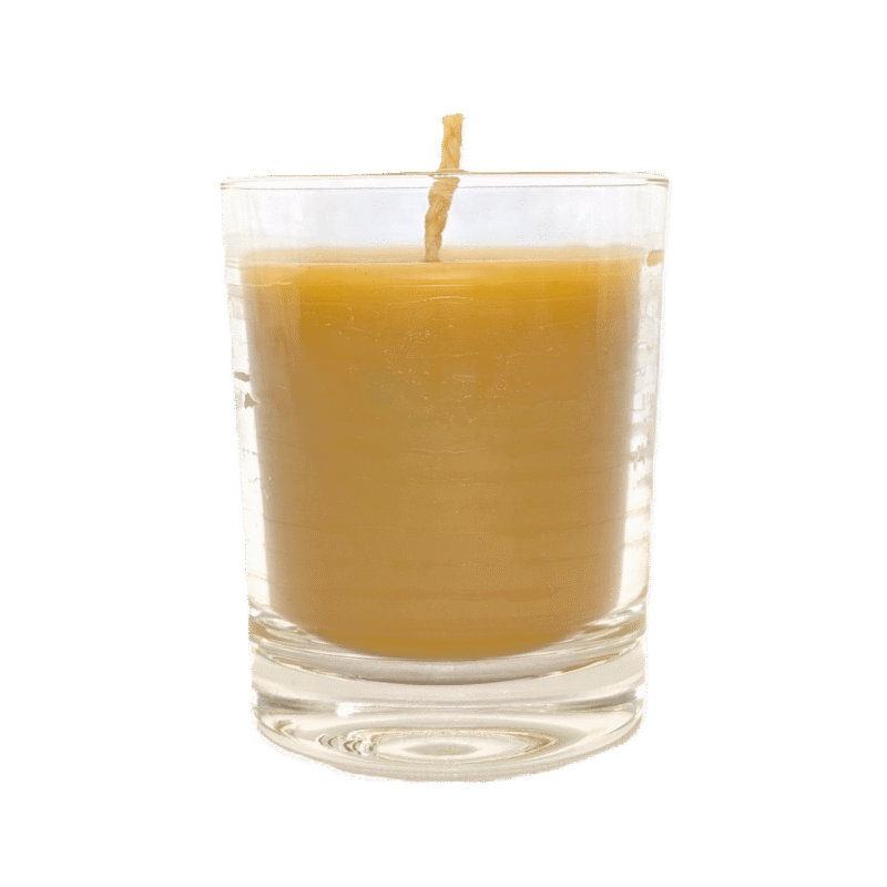 Klaasis küünal. Mesilasvahast küünal klaasis. Kuldne küünal klaasis.