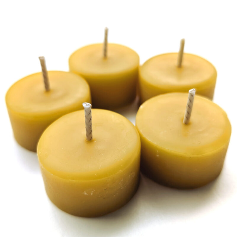 mesilasvahast teeküünlad